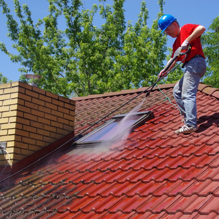 Cleaning services in Bradenton, FL